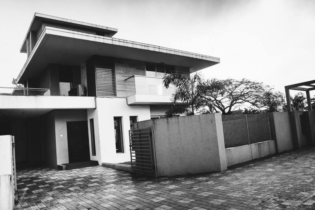 Unit 4 By Red Stone Villas Lonavala Exterior photo